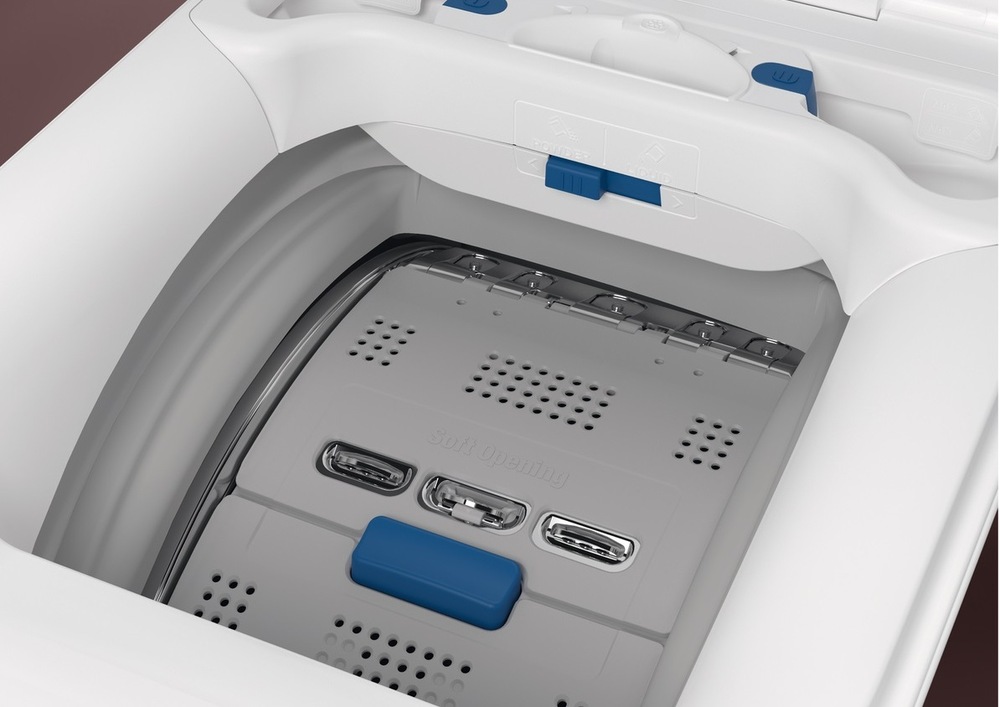 Práčka Electrolux PerfectCare 600 EW6TN14262 biela Víko pračky Electrolux s vrchním plněním v různých polohách.