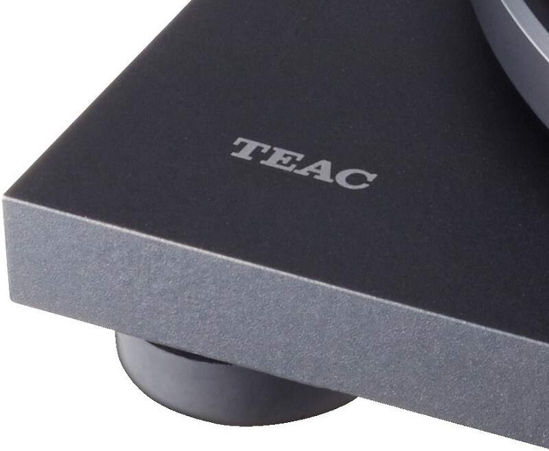 Gramofón Teac TN-280BT-A3 hnedý Gramofón Teac TN-280BT-A3 hnedý
