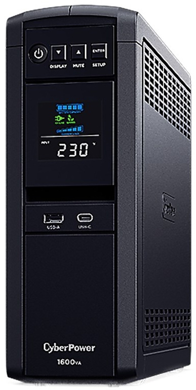 Na obrázku je čierny záložný zdroj CyberPower v prevedení tower. Na prednej strane má hore ovládacie tlačidlá, uprostred farebný LCD displej zobrazujúci prevádzkový stav a pod ním porty USB-A a USB-C. Zariadenie pôsobí moderne, kompaktne a prakticky na domáce aj kancelárske použitie.