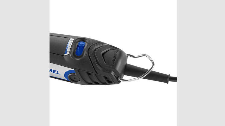 Priama brúska Dremel 3200 (3200 1/90) Detail zadnej časti Dremel 3200 s očkom na zavesenie a ovládaním otáčok