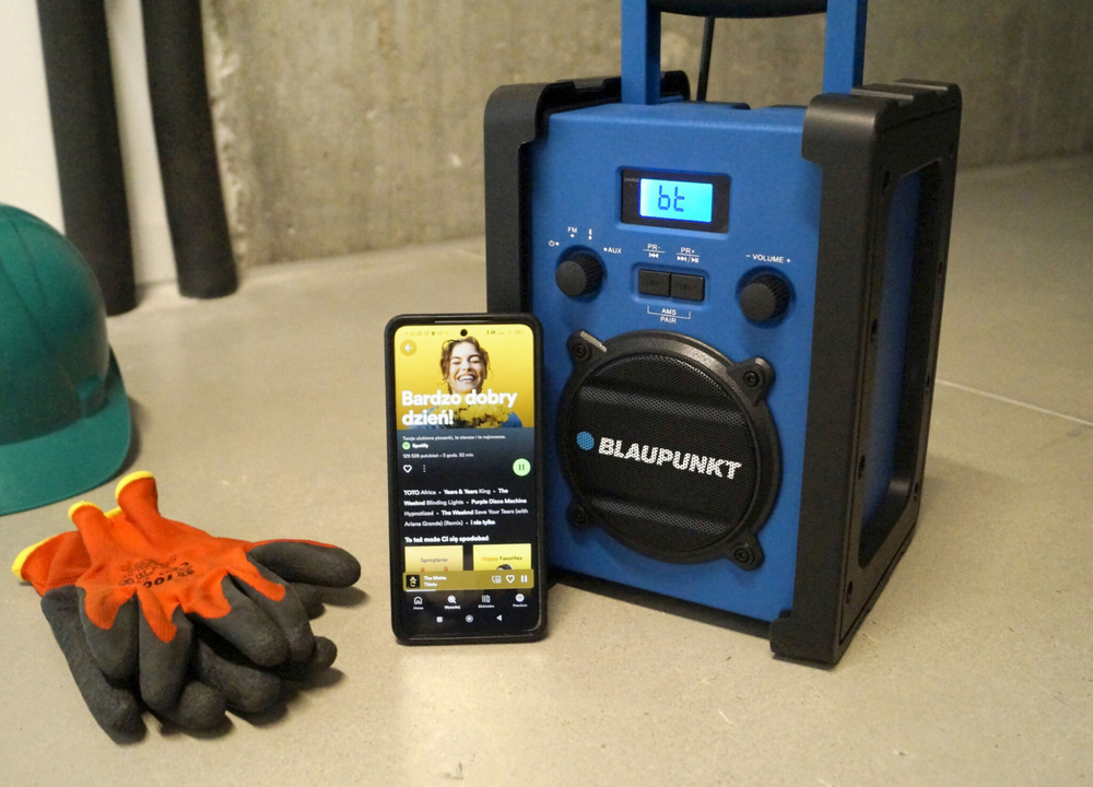 Blaupunkt PP30BT JOBSITE pri bezdrôtovom prehrávaní hudby z mobilného telefónu