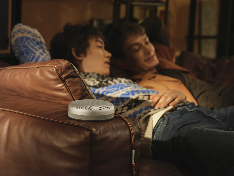 Prenosný reproduktor Bang & Olufsen Beosound A1 (2nd Gen) sivý Prenosný reproduktor Bang & Olufsen Beosound A1 (2nd Gen) sivý