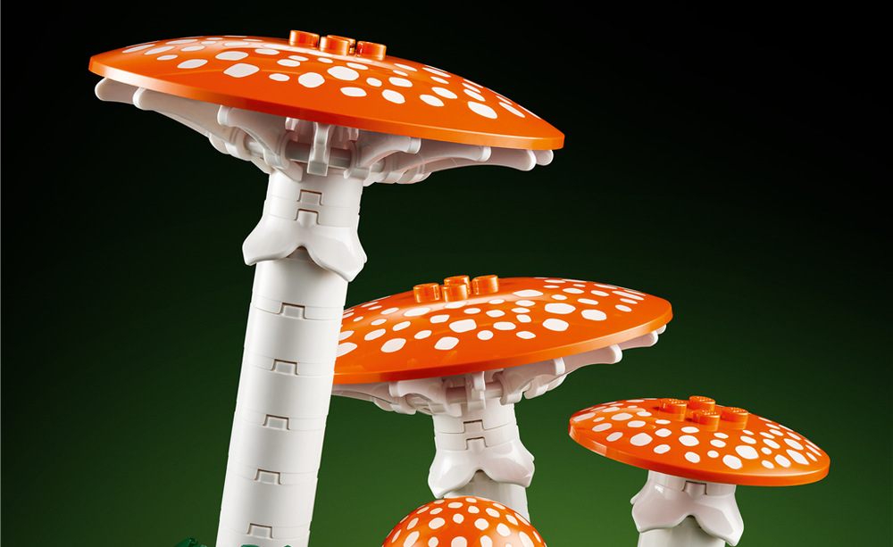 Stavebnica LEGO® Botanicals 11505 Lesní houby Stavanie ponúka dospelým chvíľu odpočinku a aplikácia LEGO Builder uľahčuje prácu pomocou digitálneho 3D návodu