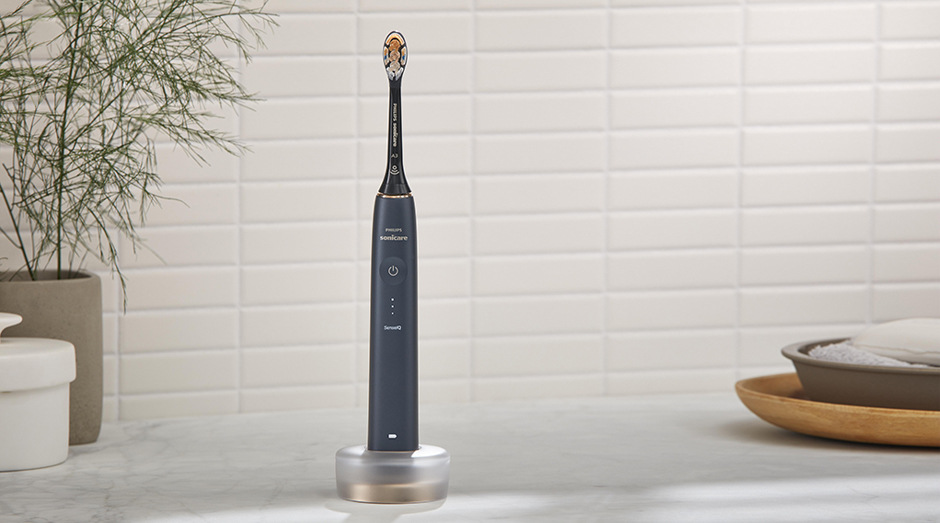Zubná kefka Philips Sonicare 9900 DiamondClean Prestige Limited Edition HX9992/42 tmavo modrá farba