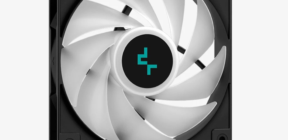 Výkonný ventilátor chladiča DeepCool AG500 BK ARGB V2 pracuje ticho a vysoko efektívne