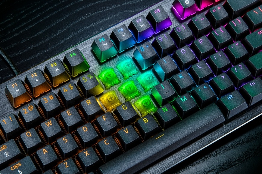 Klávesnica Razer Huntsman V3 HE Magnetic Tenkeyless 8KHz, US Layout čierna RGB podsvietenie a magnetické spínače klávesnice Razer Huntsman V3 HE Magnetic Tenkeyless