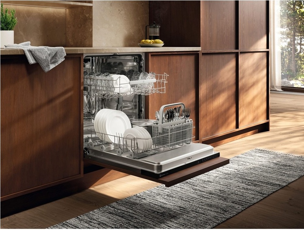 Otvorená umývačka Electrolux E62LD100S séria 600″ width=