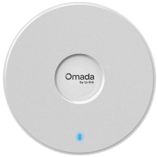 Biely okrúhly prístupový bod TP-Link Omada z čelného pohľadu. Uprostred je logo Omada by TP-Link a dole malá modrá stavová kontrolka.