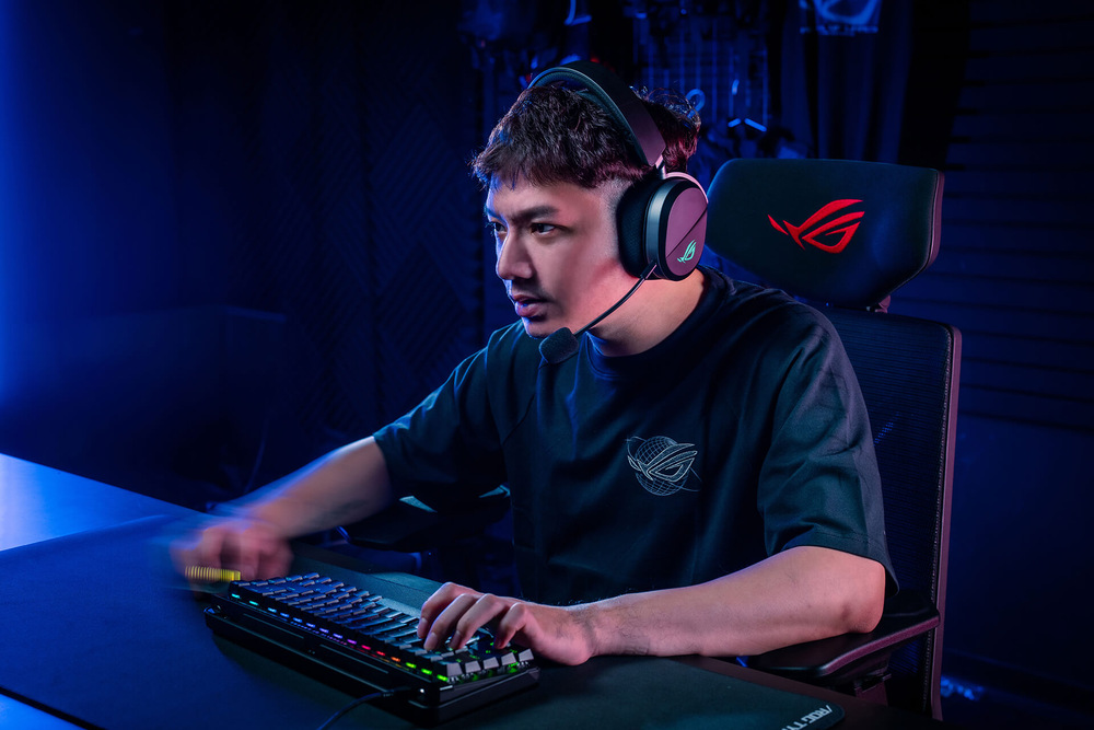 ASUS ROG Pelta, čierna