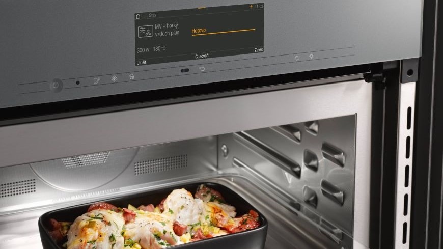 Kompaktná rúra Miele H 7145 BM čierna