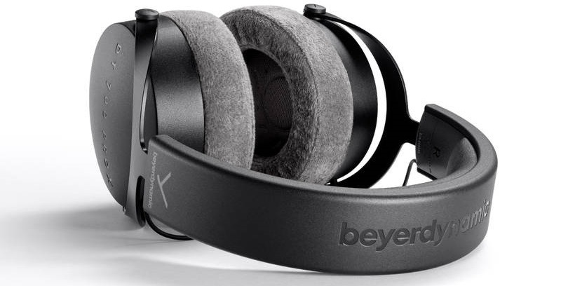 Slúchadlá Beyerdynamic DT 700 PRO X čierna