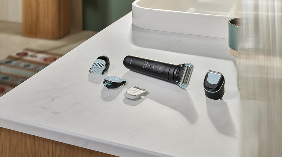Zastrihávač telový Philips Series 7000 BG7470/15 čierny Nástavce na telo pre dokonalé zastrihnutie