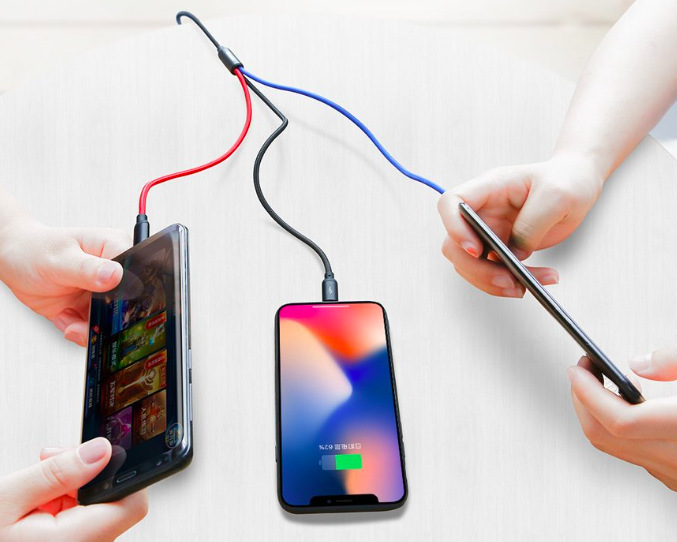 Kábel Baseus 3v1 USB/microUSB+Lightning+USB-C, 3,5A, 1,2m čierny Kábel Baseus 3v1 USB/microUSB+Lightning+USB-C, 3,5 A, 1,2 m - čierny