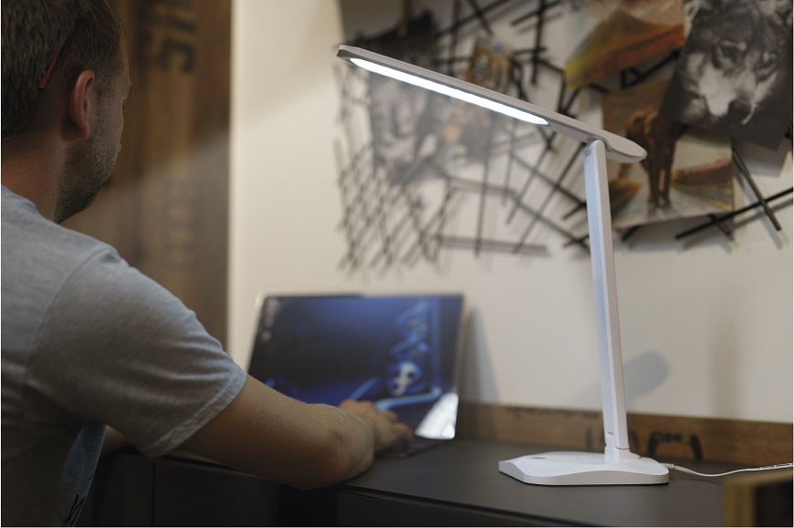 Stolná lampa EMOS CHASE biela stolni_lampa_emos_chase