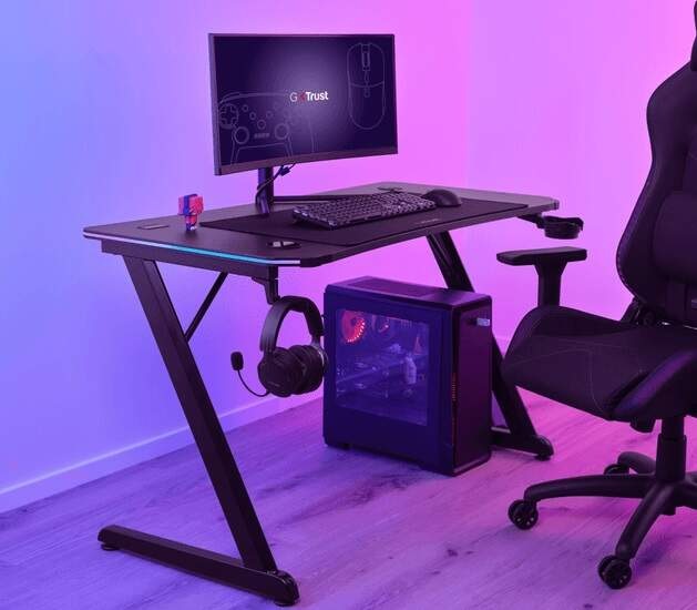 Herný stôl Trust GXT 710 Luminus Pro RGB čierny