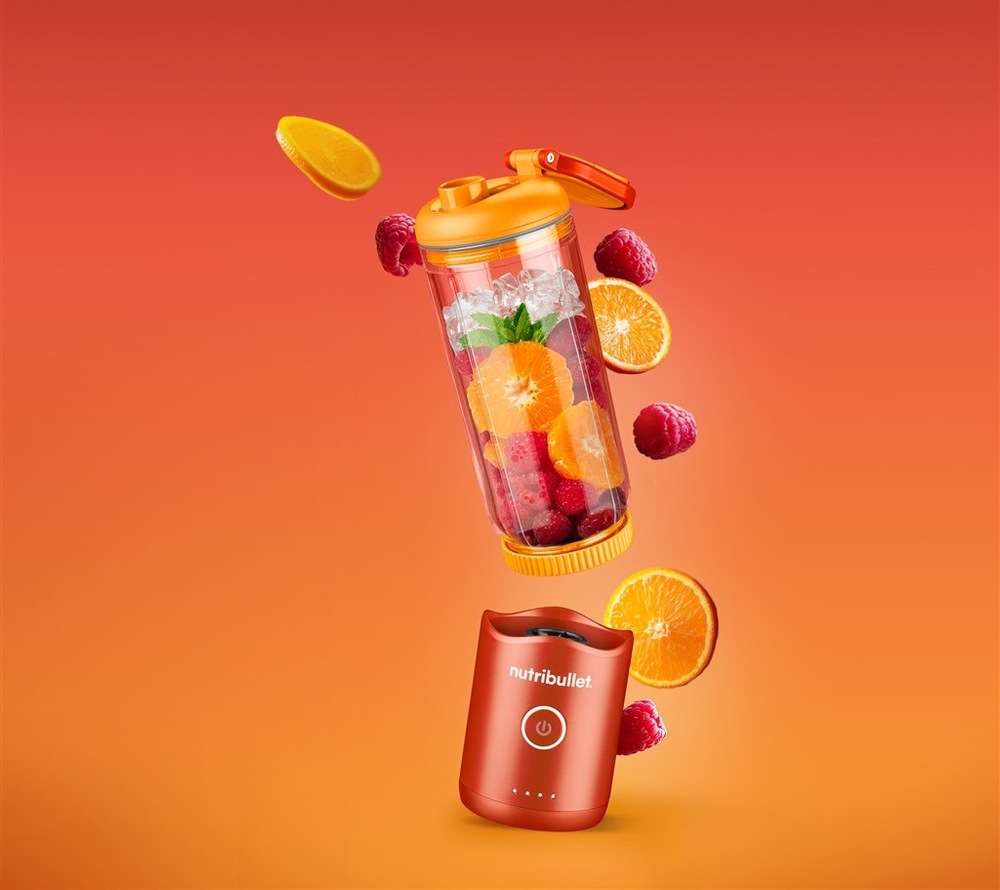 Stolný mixér Nutribullet Flex NBP013OR oranžový Stolový mixér Nutribullet Flex NBP013OR naplnený čerstvým ovocím