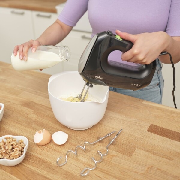 Ručný šľahač Braun MultiMix 2 HM2110.BK čierny Ručný šľahač Braun MultiMix 2 HM2110.BK čierny