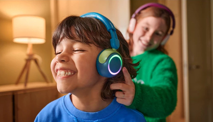 Slúchadlá Philips TAK4200MP, detská fialová/oranžová Philips TAK4200MP, fialová/oranžová
