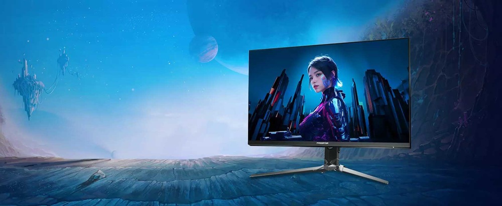 Monitor zobrazuje ženu v futuristickom oblečení na pozadí sci-fi krajiny s plávajúcimi ostrovmi a vzdialenou planétou.