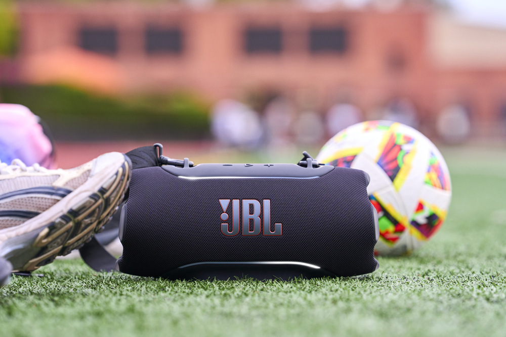Využite reproduktor JBL Xtreme 5 ako powerbanku!