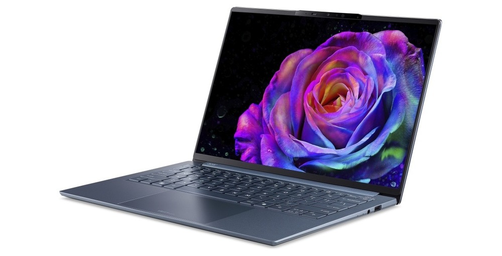 Notebook Acer Swift Go 14 AI (SFG14-I71-7285) modrý Otvorený a zapnutý notebook Acer Swift Go 14 AI (SFG14-I71-7285)