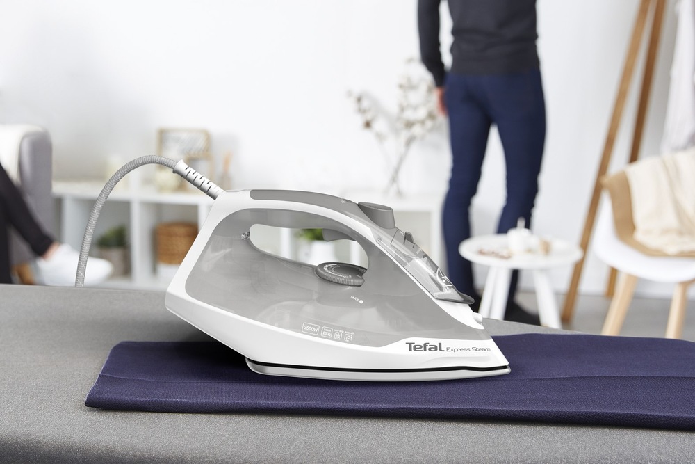 Žehlička Tefal Express Steam FV2863E1 Žehlička Tefal Express Steam FV2863E1