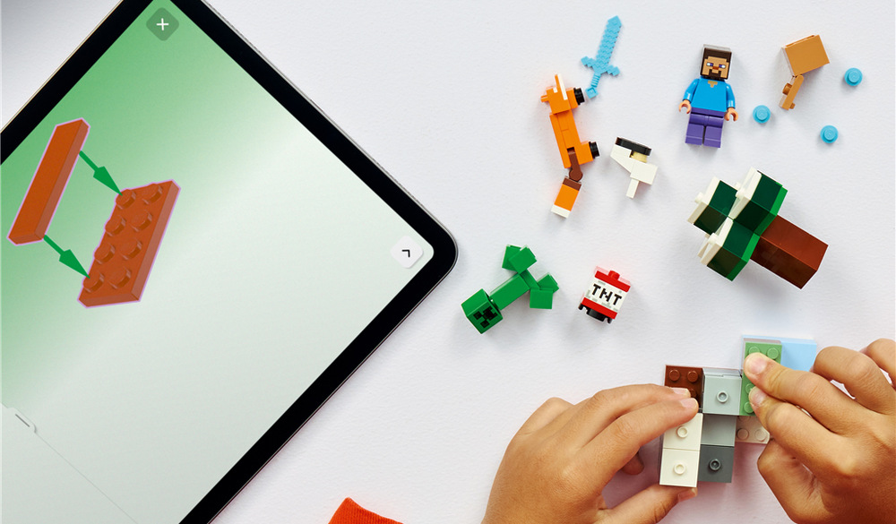 Stavebnica LEGO® Minecraft® 21583 Steve a dobrodružství v tajze Zo 79 dielikov vznikne rýchlo zostaviteľný model LEGO s aplikáciou LEGO Builder, ktorý je určený deťom od 6 rokov