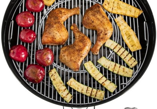 Weber Master-Touch GBS E-5750, čierna
