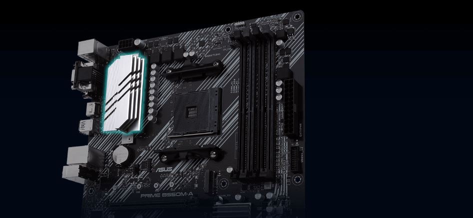 Základná doska Asus PRIME B550M-A/CSM čierna Elegantná čierna základná doska ASUS s diagonálnymi bielymi linkami a zvýraznenými komponentmi na tmavom pozadí.