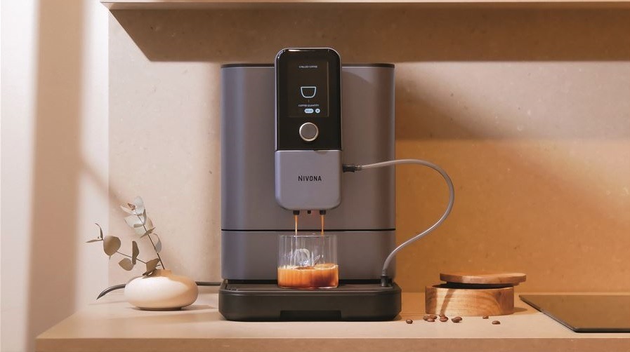 Automatický kávovar Nivona Nivo 8107 Hot - Cold Coffee modrý Systém Aroma Balance umožňuje presne ovplyvniť chuť kávy vďaka piatim extrakčným profilom pre rôzne zrná.