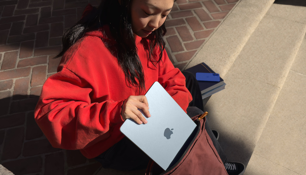 Notebook Apple MacBook Air 15" M4 10× GPU, 24GB, 512GB - strieborný SK Notebook Apple MacBook Air 15" M4 10× GPU, 24GB, 512GB - strieborný SK