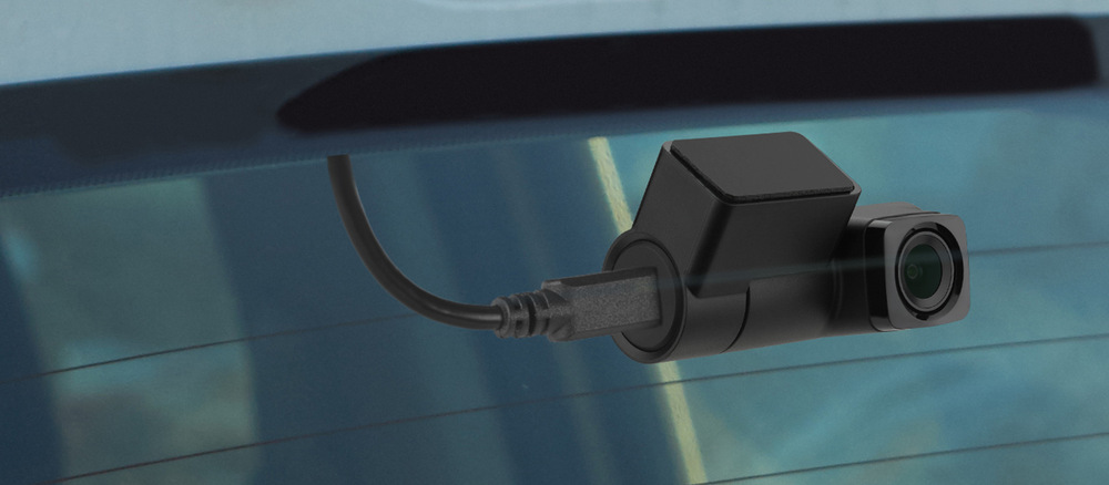 Autokamera Mio MiVue C595WD čierna Súčasťou balenia je zadná kamera MiVue T35 na kontrolu diania za vozidlom
