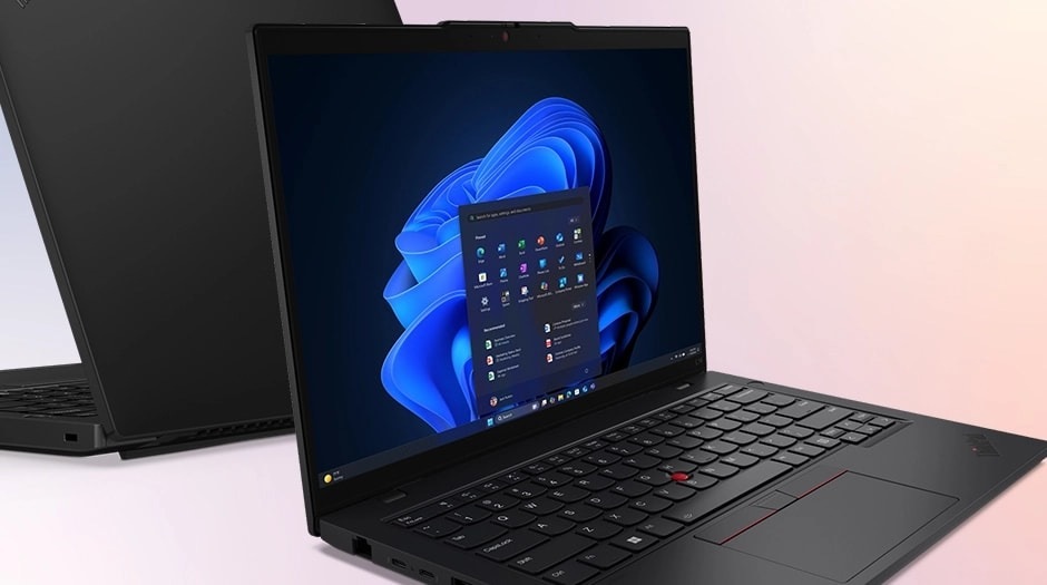 Notebook Lenovo ThinkPad L14 Gen 6 čierny Elegantný čierny notebook so zobrazenou plochou systému Windows 11 videný mierne sprava. Obrázok pôsobí moderným a profesionálnym dojmom.