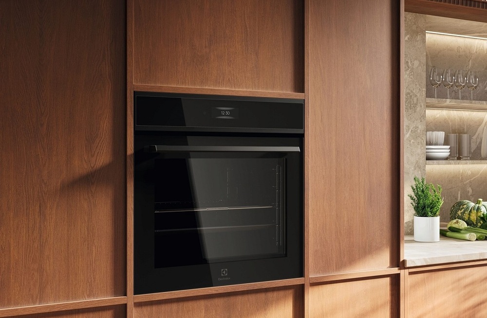 Rúra Electrolux EOE8P39H čierna Rúra Electrolux EOE8P39H čierna