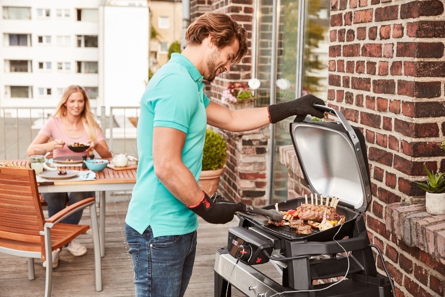 Weber PULSE 1000, čierna
