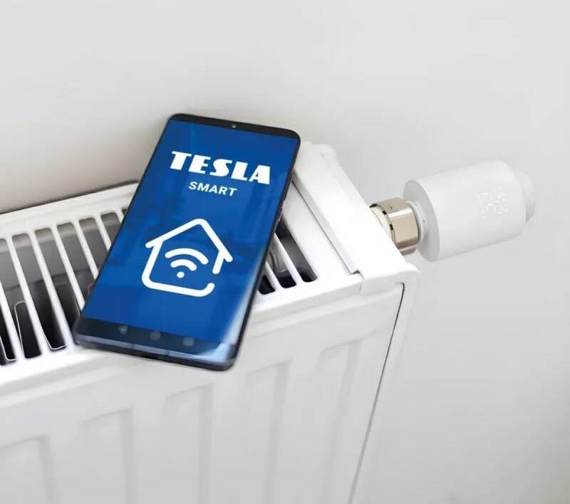 Teslá Smart SV50 Wi-Fi pripojené k radiátoru s ovládaním cez mobilnú aplikáciu