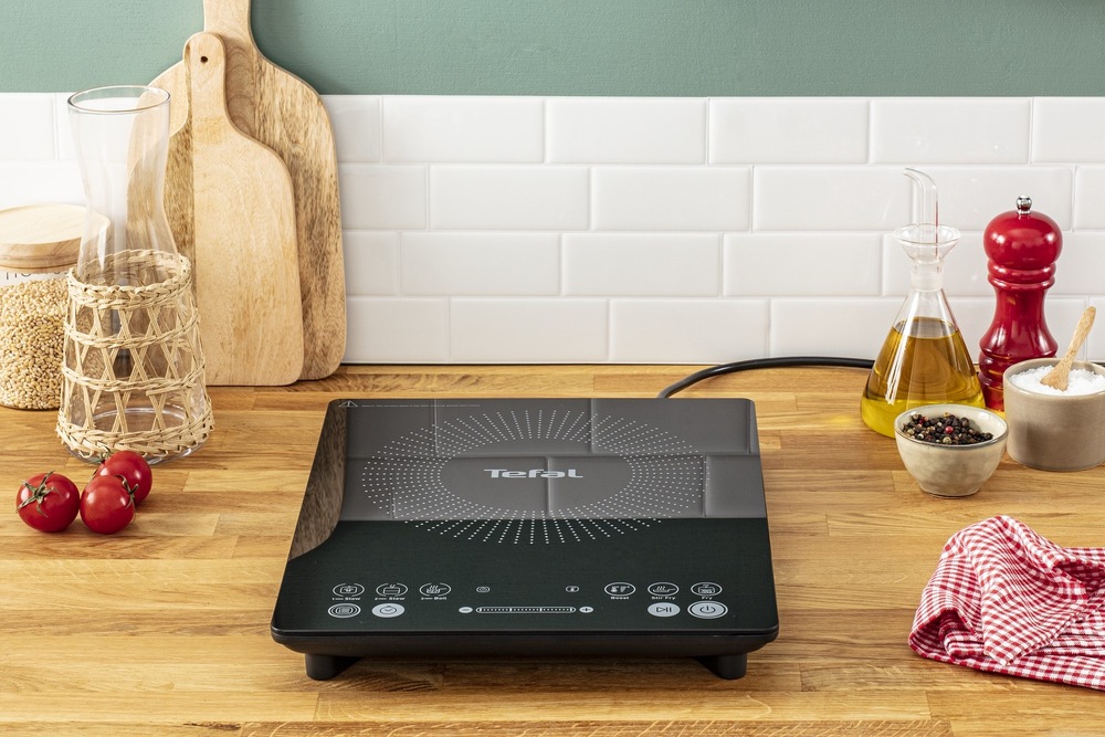 Varič indukčný Tefal IH2108E1 Everyday Slim čierny Varič indukčný Tefal IH2108E1 Everyday Slim