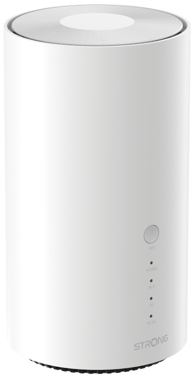 Predný pohľad na router Strong BE7200 s LED indikátormi Wi-Fi 5G a napájanie