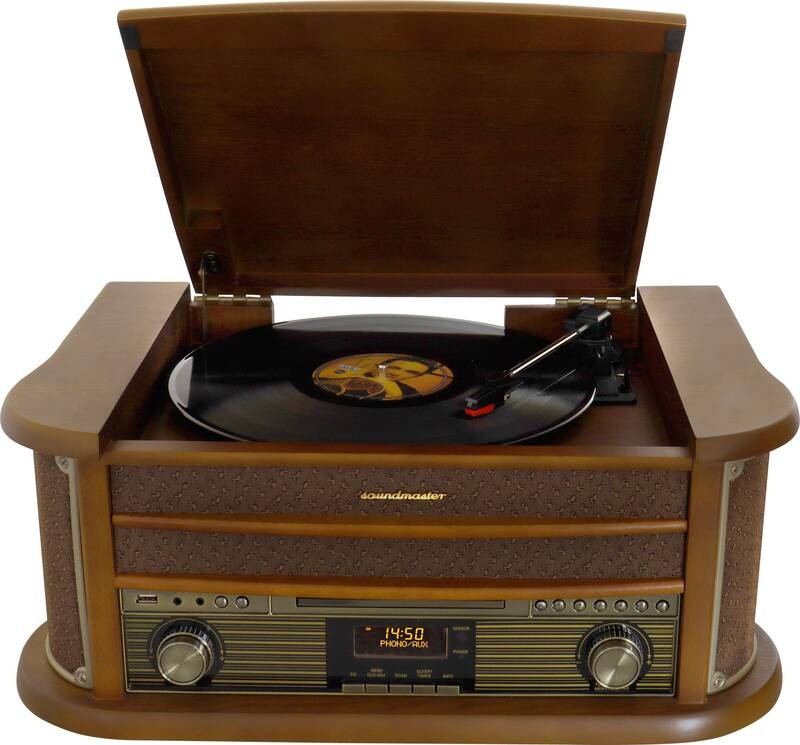 čelný pohľad na otvorený gramofón s vinylovou doskou