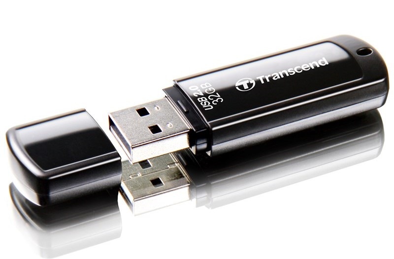 USB flashdisk Transcend JetFlash 350 32 GB USB 2.0 čierny