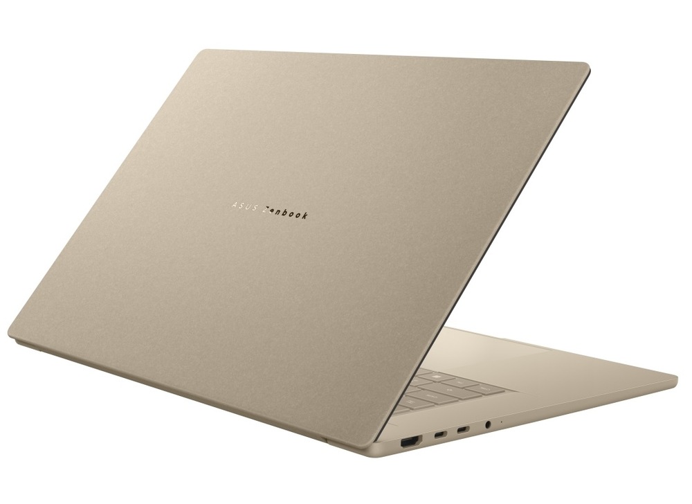 Využite do sýtosti všetko, čo vám Asus Copilot+ PC ponúkne. Prináša totiž urýchlenie AI výpočtov s integrovanými AI Enginmi a sadu výkonných Asus AI aplikácií.
