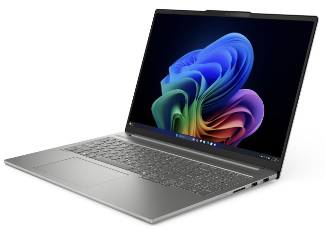 Notebook Lenovo IdeaPad Pro 5 16IAH10 s otvoreným displejom pri pohľade sprava