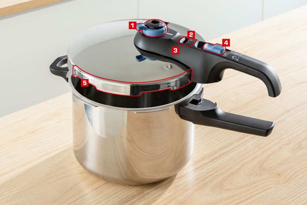Tlakový hrniec Tefal Secure Trendy P2580402, 4 l nerez