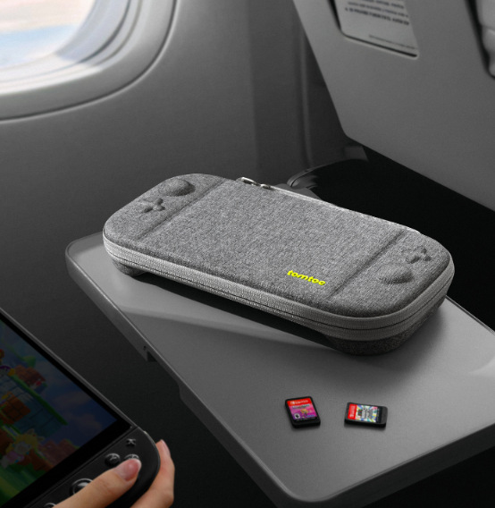 Puzdro tomtoc Switch 2 Slim Case sivé Puzdro tomtoc Switch 2 Slim Case - šedé