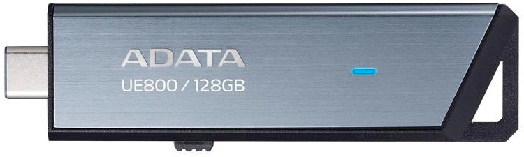 Detail kovového tela ADATA UE800 128GB s výsuvným USB-C konektorom a LED indikáciou