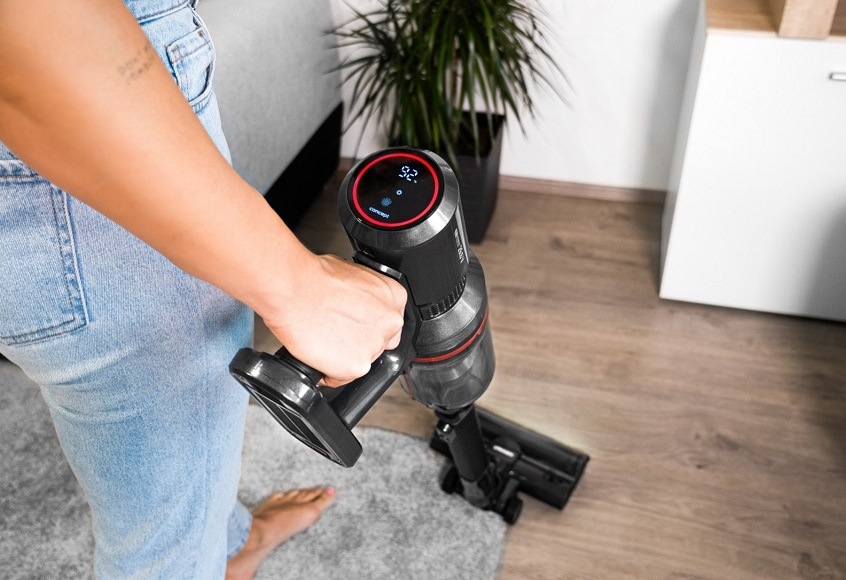 Tyčový vysávač Concept VP6150 3v1 Ultimate UV Power čierny