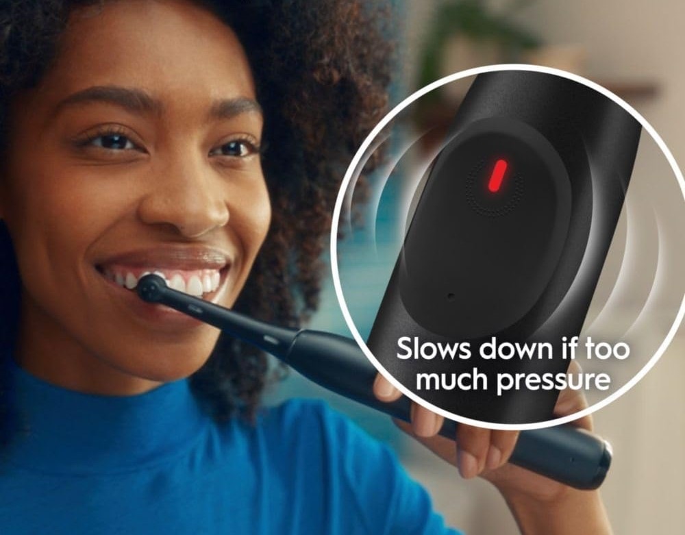 Zubná kefka Oral-B iO Series 2 Ocean Blue s cestovným puzdrom modrá