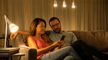 Inteligentná žiarovka Philips Hue Bluetooth 7W, E27, White