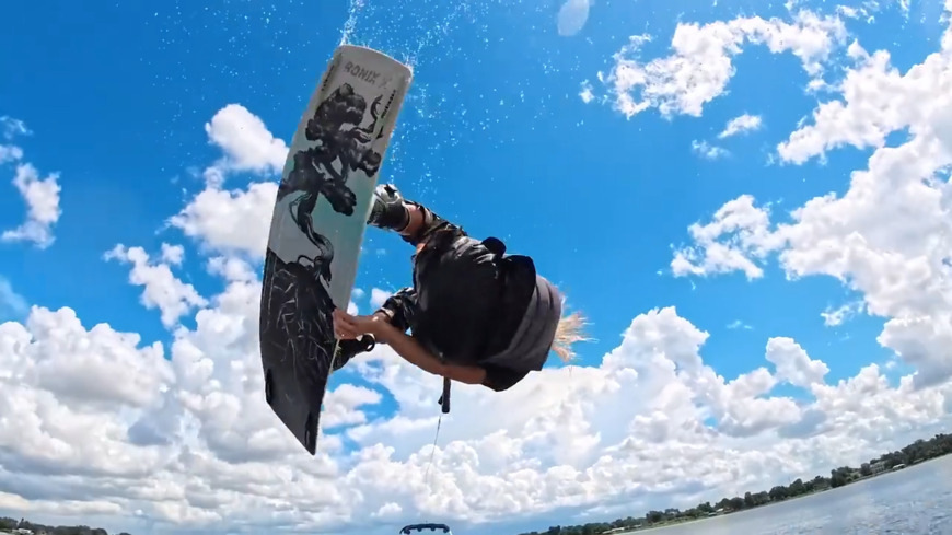 Outdoorová kamera Insta360 Ace Pro 2 Motocyklový balíček čierna Insta360 Ace Pro 2 Motocyklový balíček