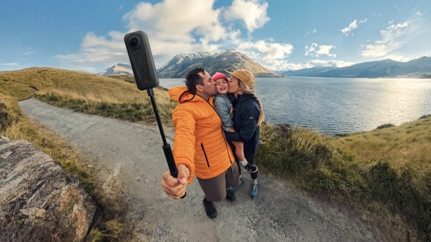 Insta360 X4 Air Starter Bundle, čierna